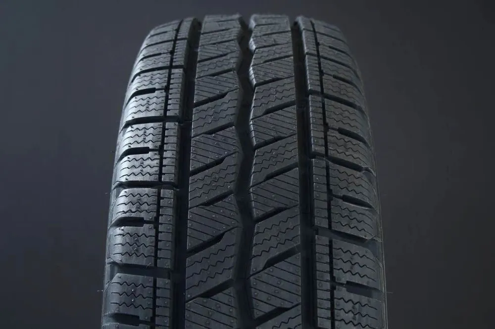 Snabb leverans 175/70R14 HANKOOK WINTER RW12 C-DÄCK FRIKTION