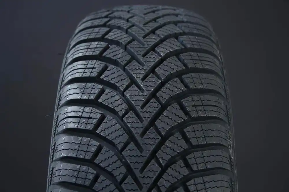 Köp online 175/60R15 SAILUN ICE BLAZER ALPINE+ FRIKTION