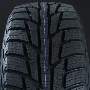 Begränsat antal 235/65R17 LANDSAIL WINTER STAR SUV FRIKTION