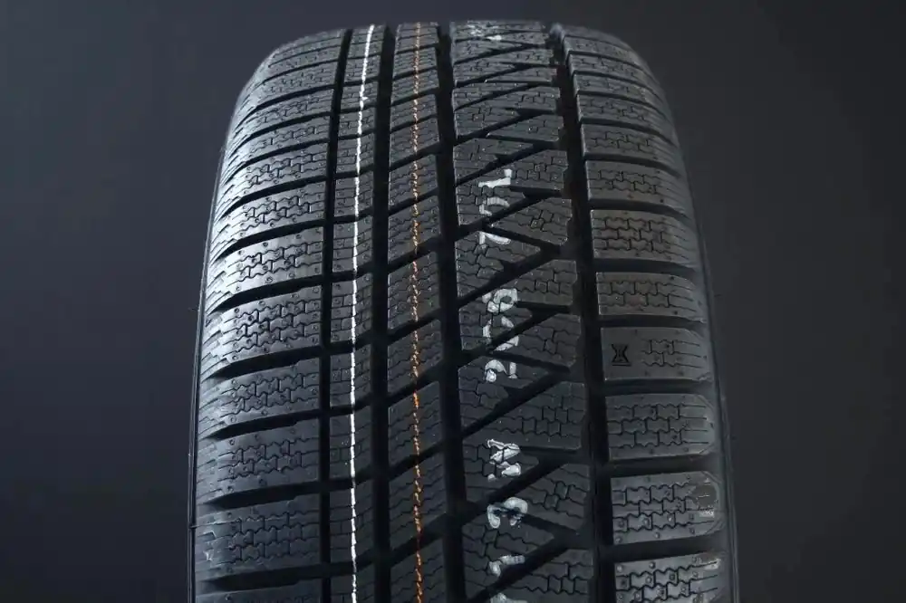 255/65R17 KUMHO WINTERCRAFT WS71 FRIKTION Lägg i varukorgen