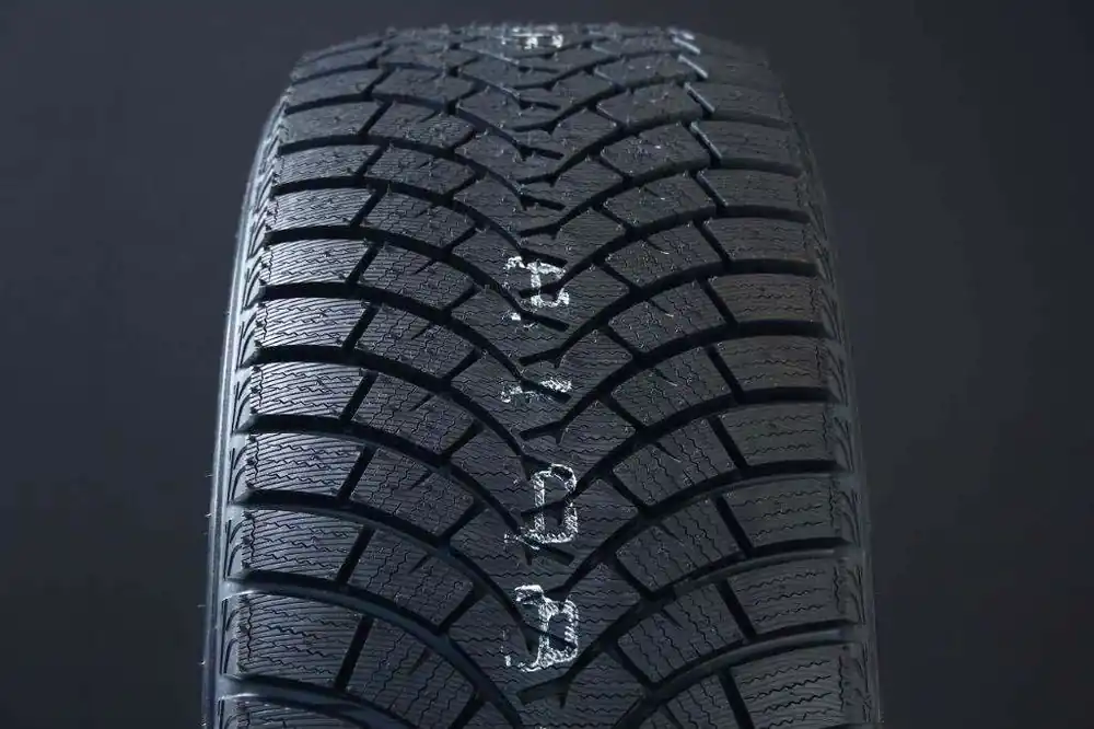 Extra rabatt 225/50R18 FALKEN WPEAK F-SNOW 1 FRIKTION