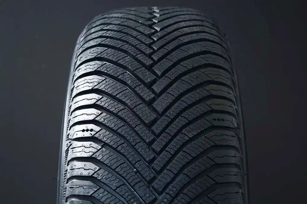 235/50R19 MICHELIN ALPIN 7 FRIKTION Lägg i varukorgen