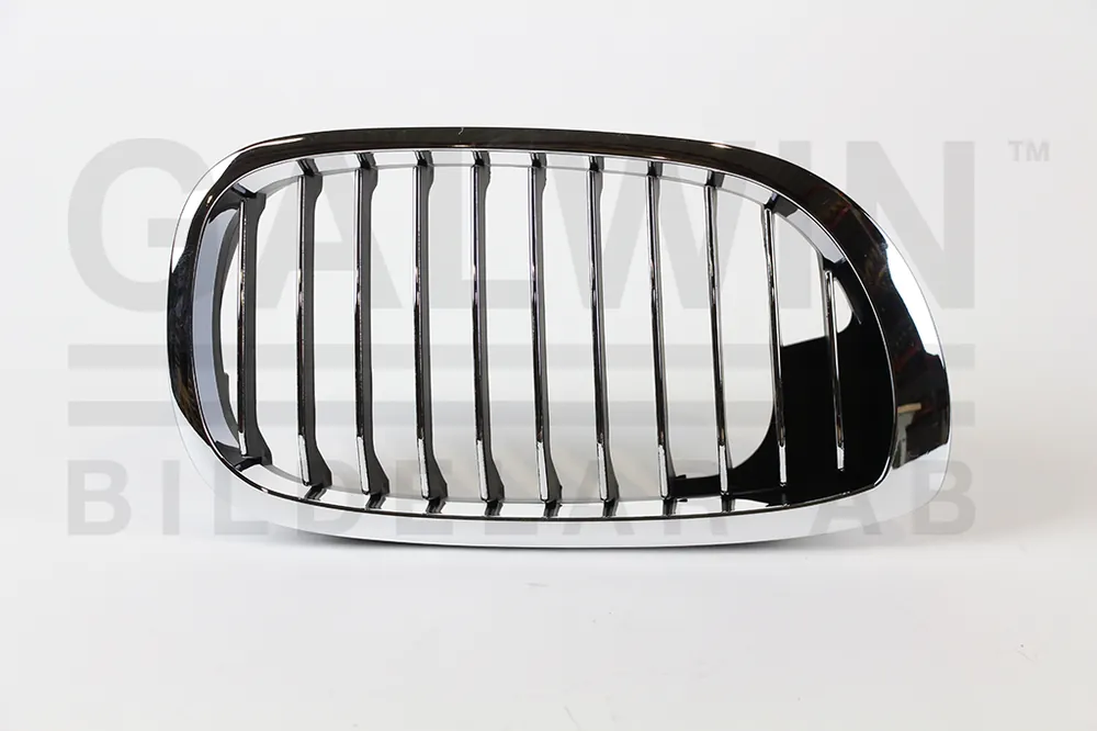 Nyhet Kylargrill hö krom coupe/cab 03/03- — Höger